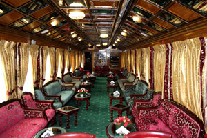 palace on wheels lounge